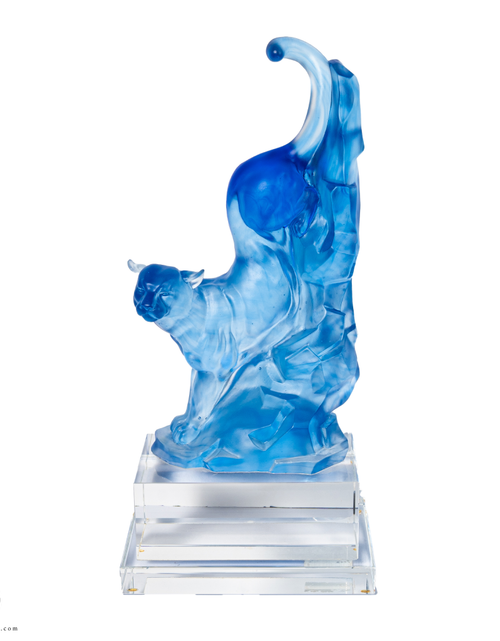 تحميل الصورة إلى عارض المعرض، A PATE-DE-VERRE TIGER GLASS SCULPTURE
