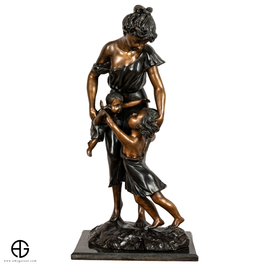 A bronze Motherhood Statue