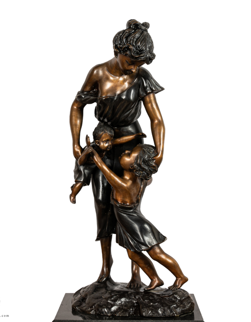 تحميل الصورة إلى عارض المعرض، A bronze Motherhood Statue
