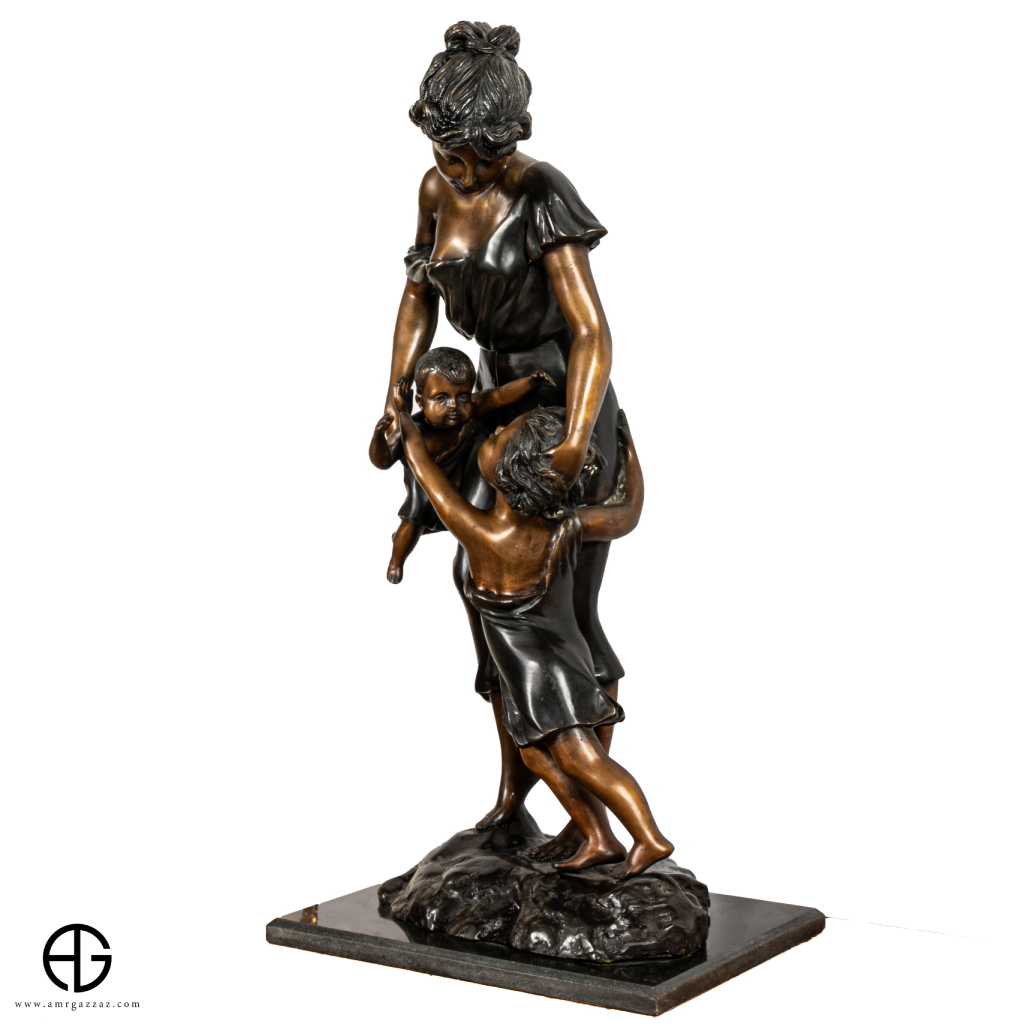 A bronze Motherhood Statue