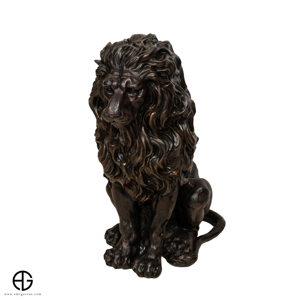 Lion Sitting on The Pedestal Sculpture