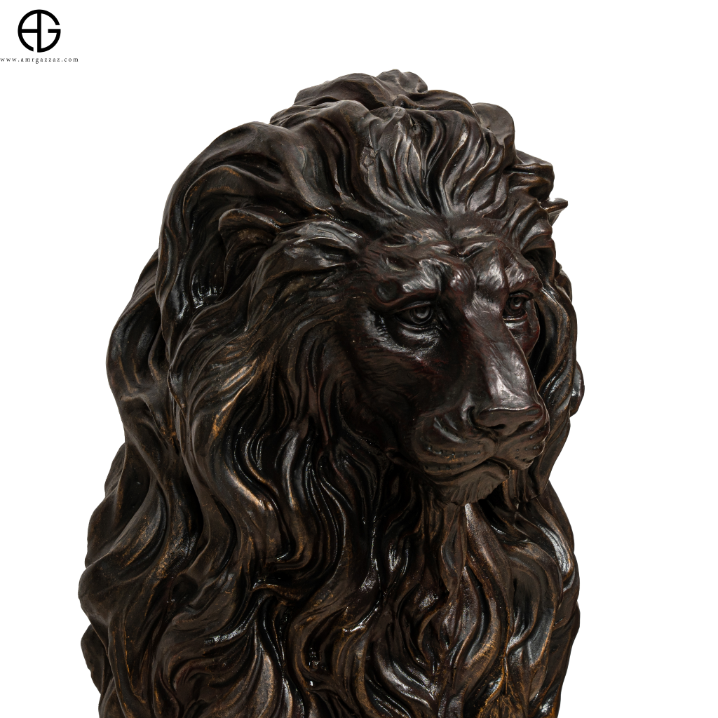 Lion Sitting on The Pedestal Sculpture