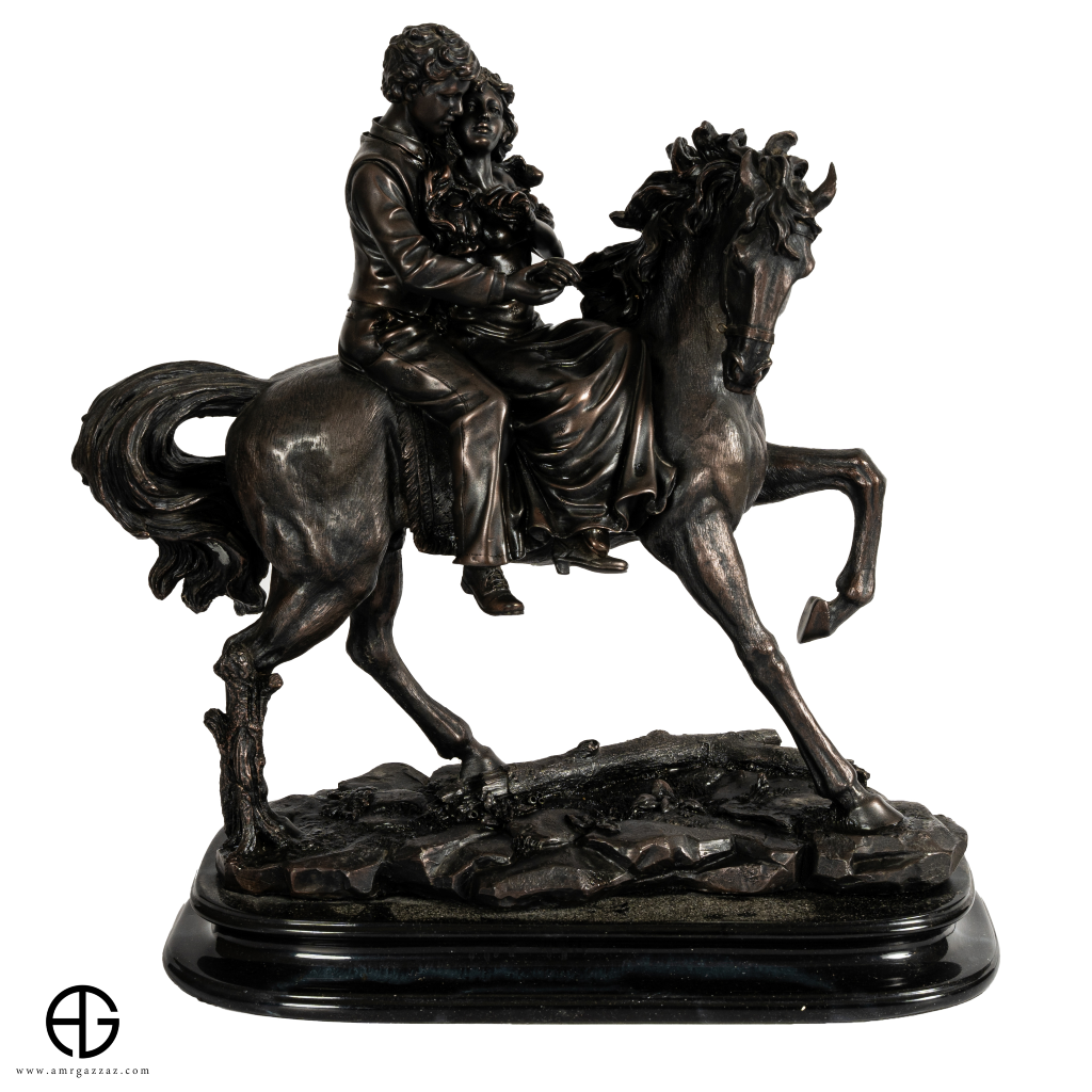 Love Couple Sitting on Horse wooden status