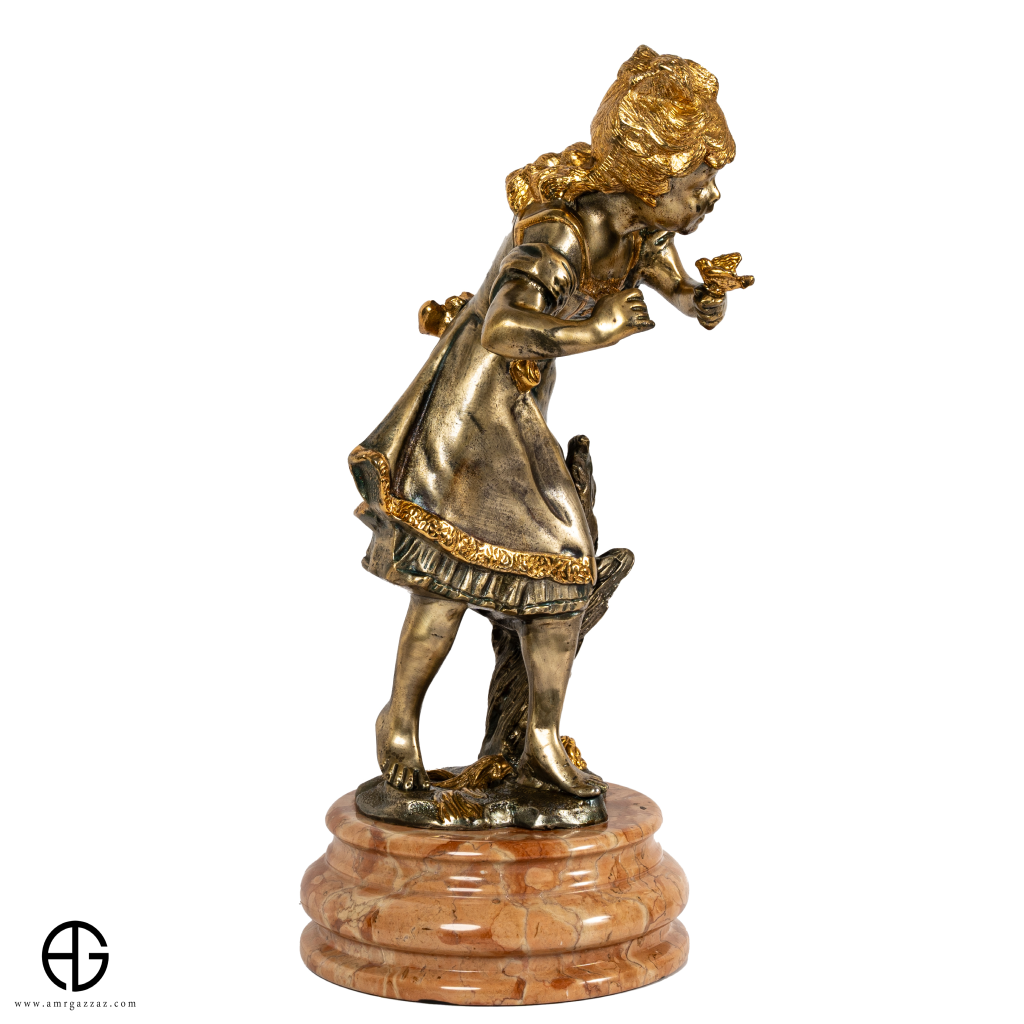 Bronze status Lady Maid Italy Vintage