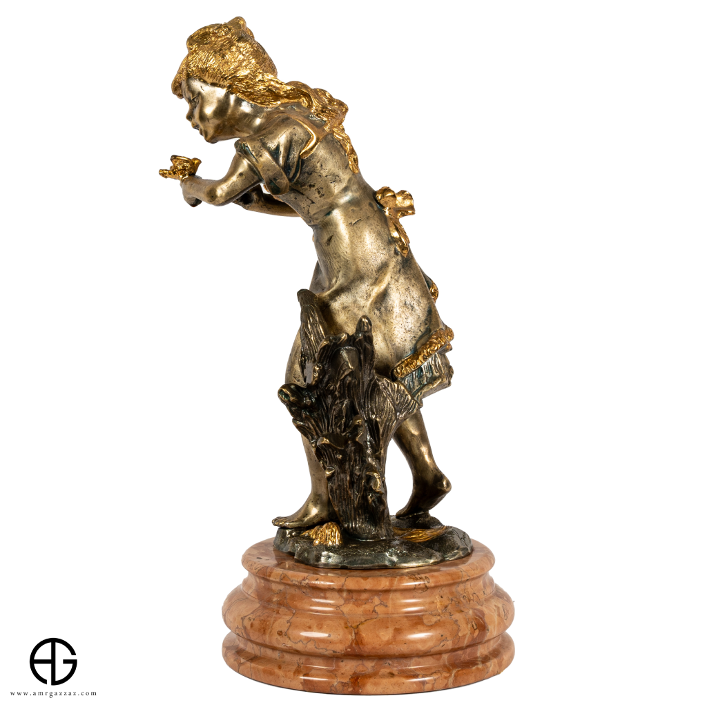 Bronze status Lady Maid Italy Vintage