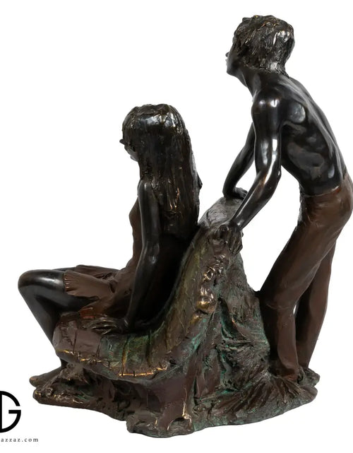 تحميل الصورة إلى عارض المعرض، SPAIN &nbsp;bronze Couple on sofa &nbsp;Statue
