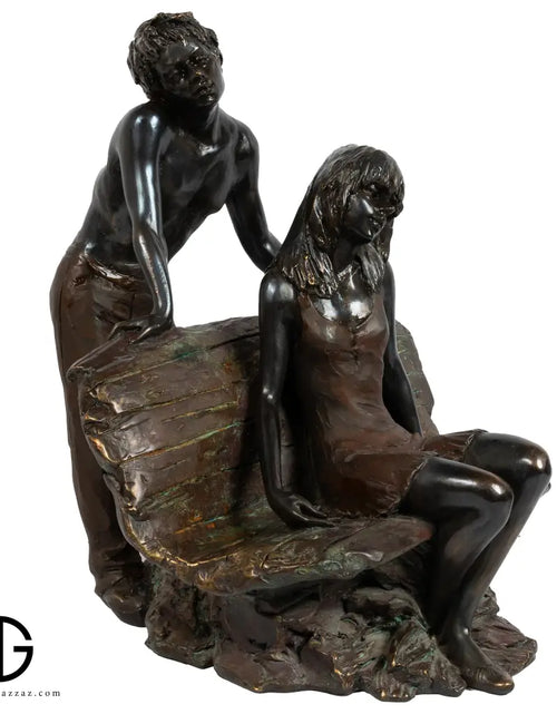 تحميل الصورة إلى عارض المعرض، SPAIN &nbsp;bronze Couple on sofa &nbsp;Statue
