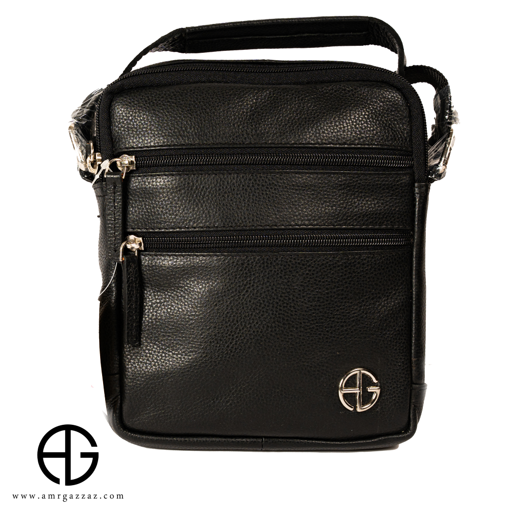 Black shoulder bag