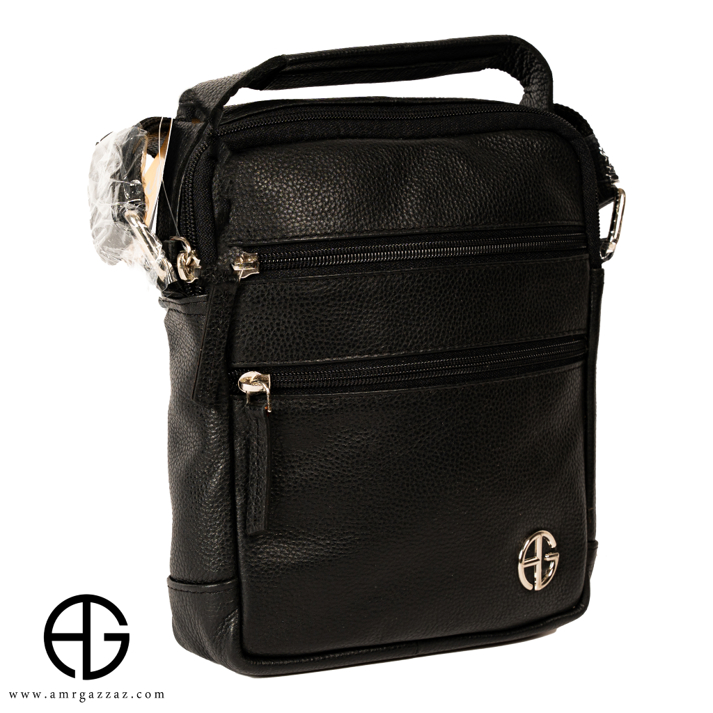 Black shoulder bag