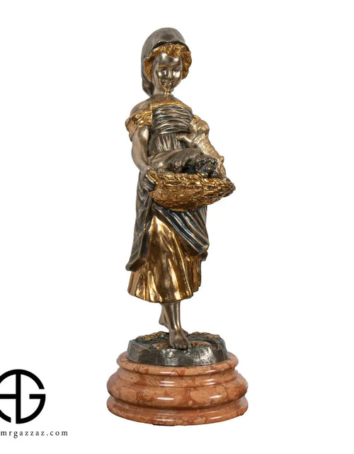 Load image into Gallery viewer, Bronze status The boy Italy Vintage with gold first
