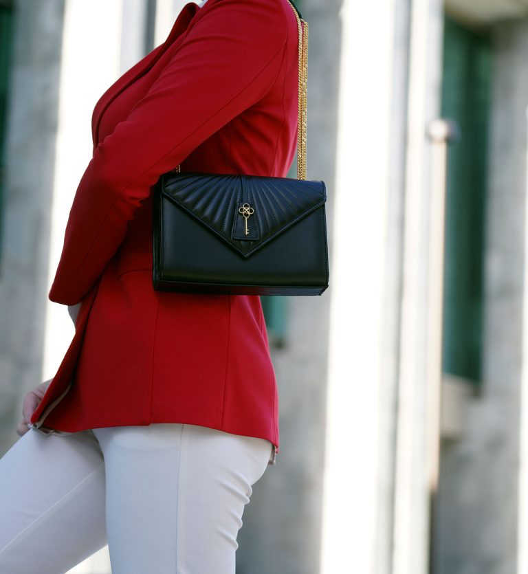 Milady black plain leather chain bag