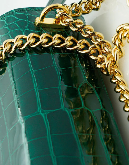 Load image into Gallery viewer, First Date Emerald Green alligator leather bag
