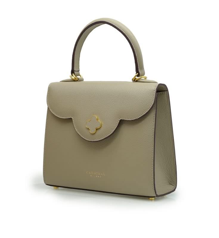 حقيبة يد جلدية باللون البني الداكن من السيدة الأولى