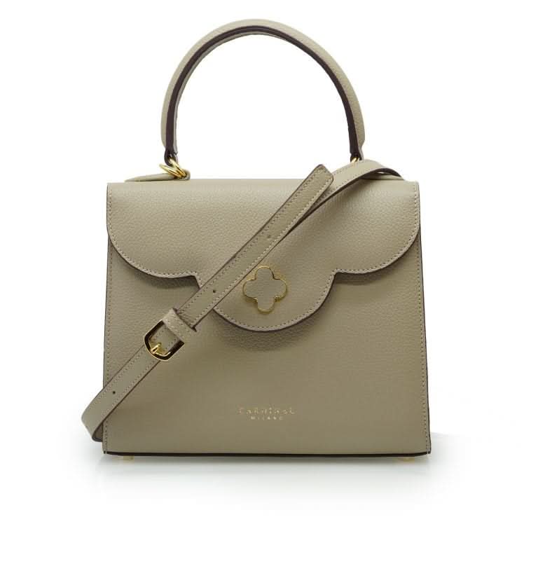 حقيبة يد جلدية باللون البني الداكن من السيدة الأولى