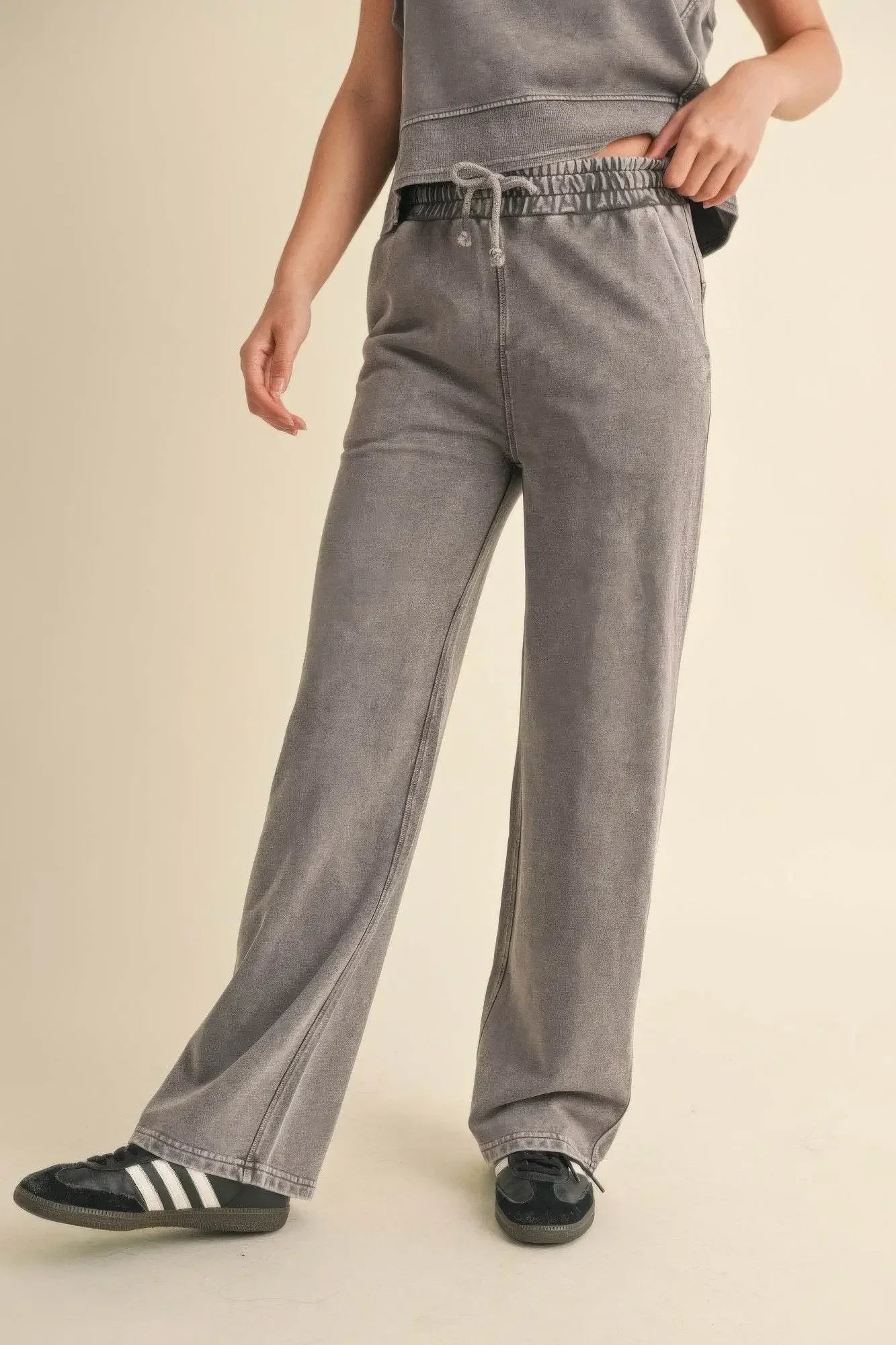 Evorin Women's French Terry Mineral Wash Jogger Pants
