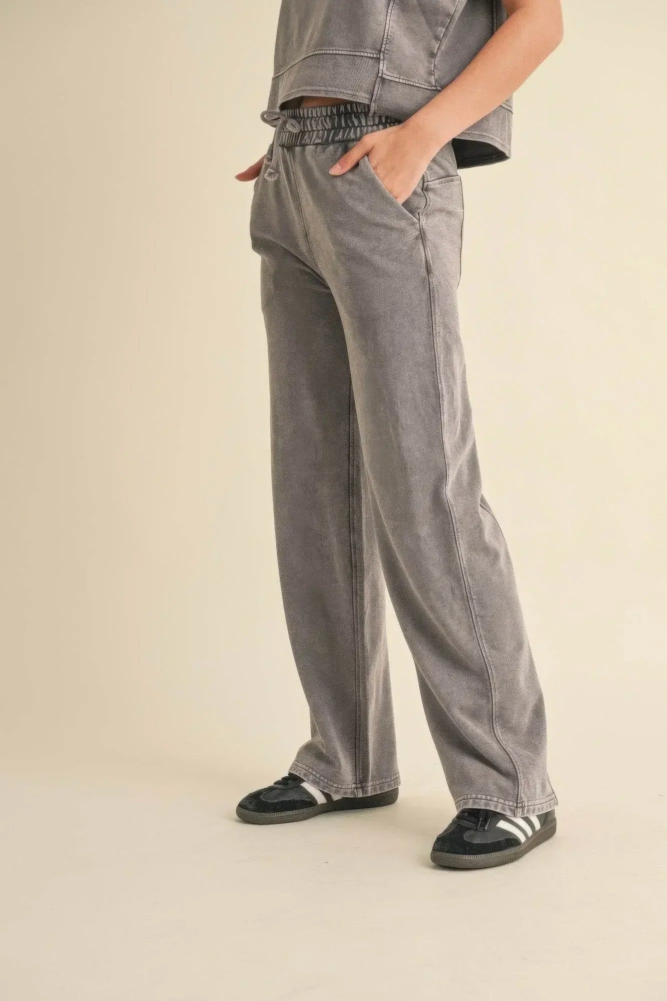 Evorin Women's French Terry Mineral Wash Jogger Pants
