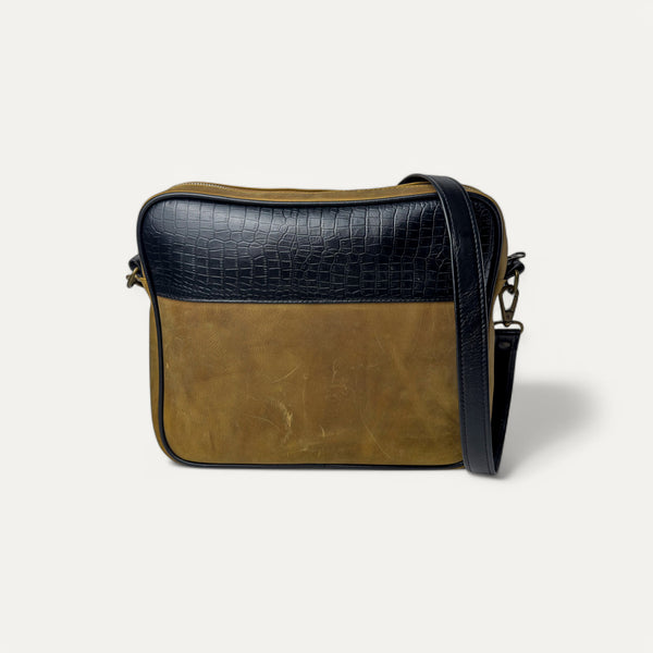 Adler Messenger Bag tan