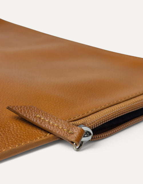 تحميل الصورة إلى عارض المعرض، حقيبة Aegis Slim Laptop Folio
