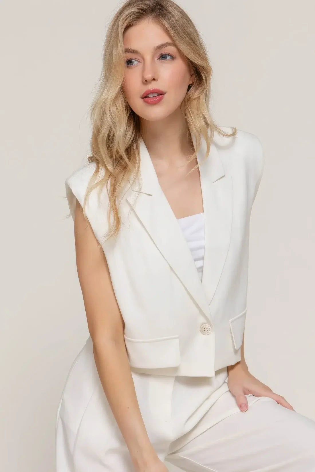 Evorin Women's White Wide Collar Blazer with Shoulder Pads