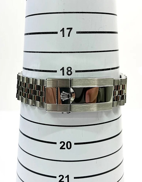 تحميل الصورة إلى عارض المعرض، ساعة رولكس جي إم تي-ماستر II 126710GRNR "بروس واين" مستعملة
