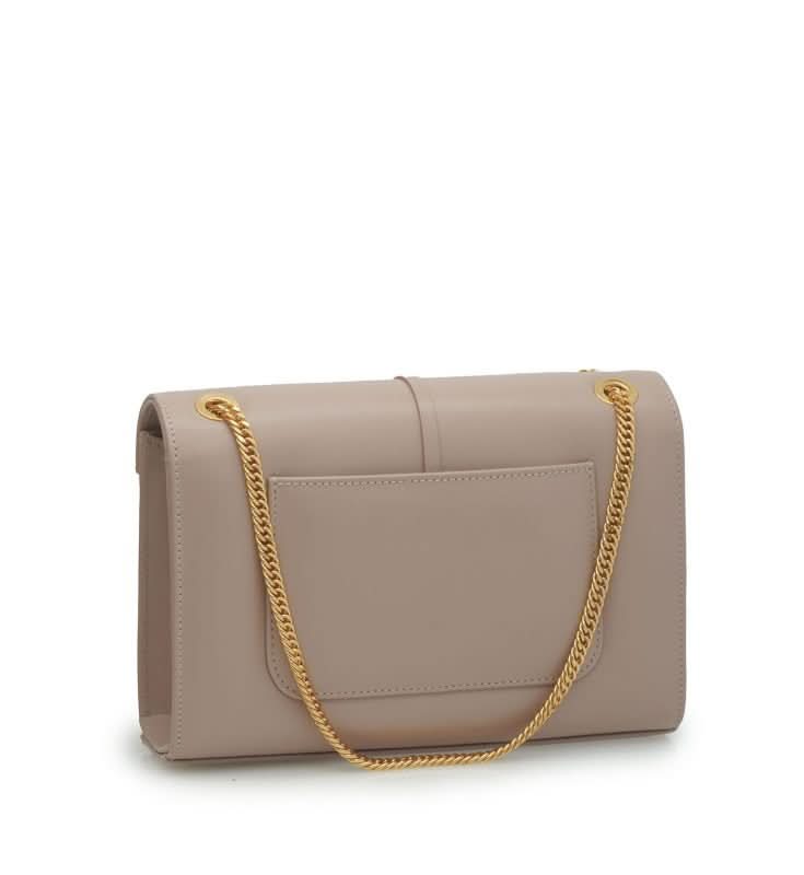 حقيبة Milady من الجلد بلون البودرة MTO