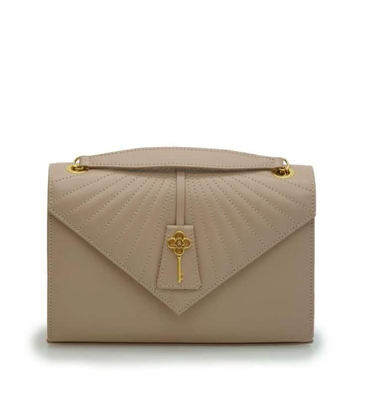 حقيبة Milady من الجلد بلون البودرة MTO