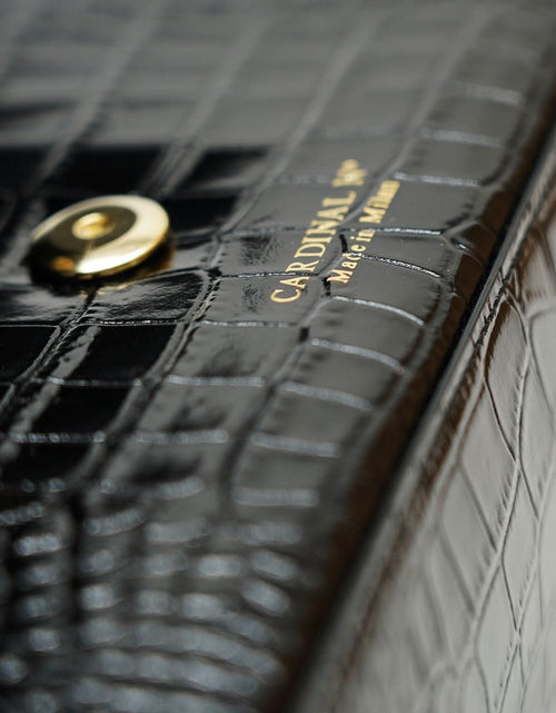 تحميل الصورة إلى عارض المعرض، حقيبة يد ليدي ميلانو من الجلد الأسود المنقوش بنقشة جلد التمساح
