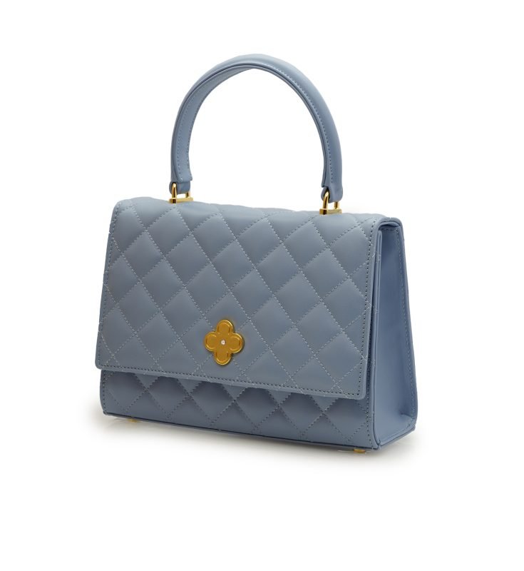 Opèra Quilted Blue Lavanda leather shoulder chain bag