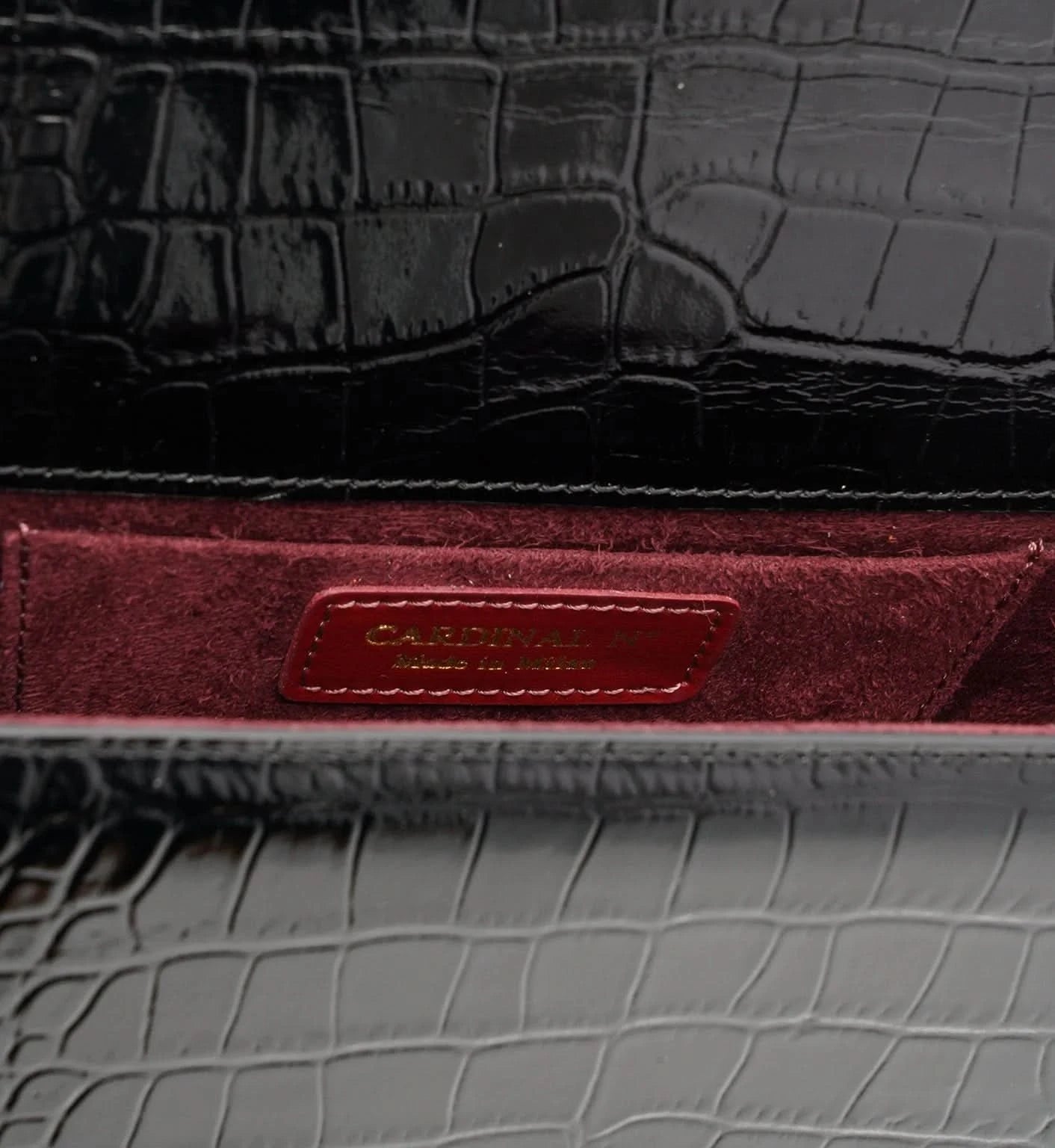 حقيبة يد ليدي ميلانو من الجلد الأسود المنقوش بنقشة جلد التمساح