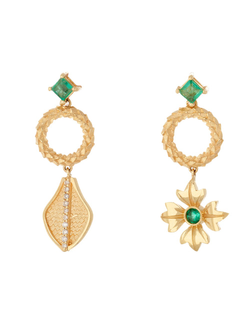 تحميل الصورة إلى عارض المعرض، The Cave and Antipater Earrings الغار و أنتيباتر
