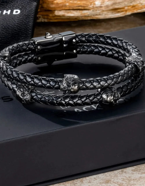 تحميل الصورة إلى عارض المعرض، جلد الثعبان الأسود - جماجم جلدية مزدوجة
