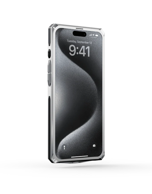 Load image into Gallery viewer, iPhone Case / RSC15 - Silver Tiger

