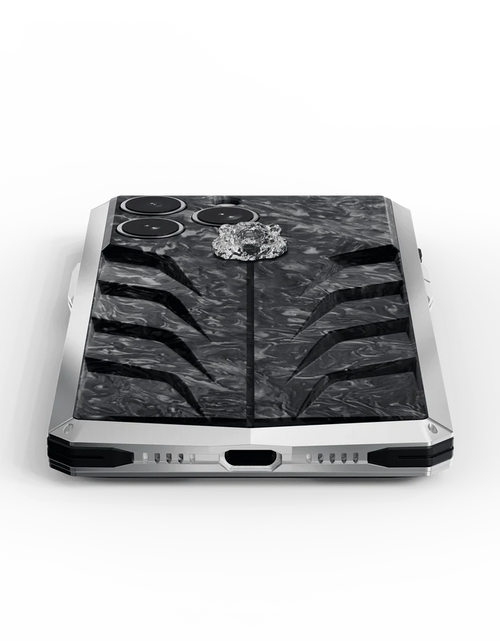 Load image into Gallery viewer, iPhone Case / RSC15 - Silver Tiger
