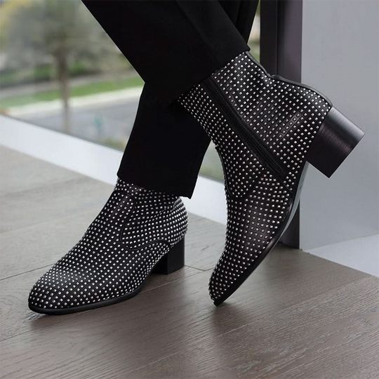 Studded Phantom