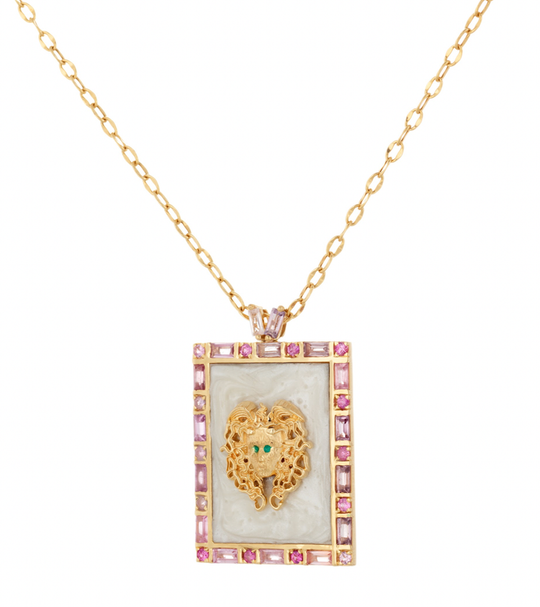 قلادة ميدوسا