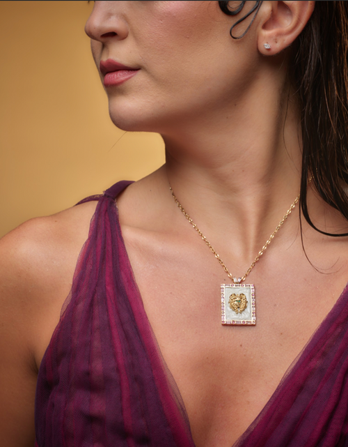 Load image into Gallery viewer, Medusa Necklace
