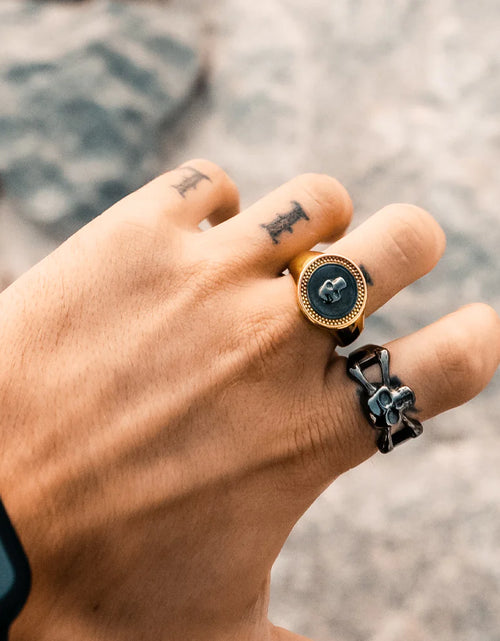 تحميل الصورة إلى عارض المعرض، Sparta - Men&#39;s Skull Ring
