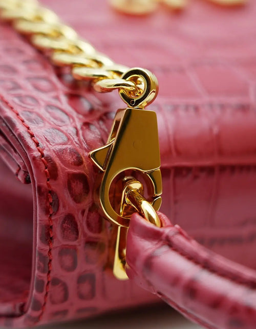 Load image into Gallery viewer, Cardinal Gold-Plated Copper Bag Chain 003
