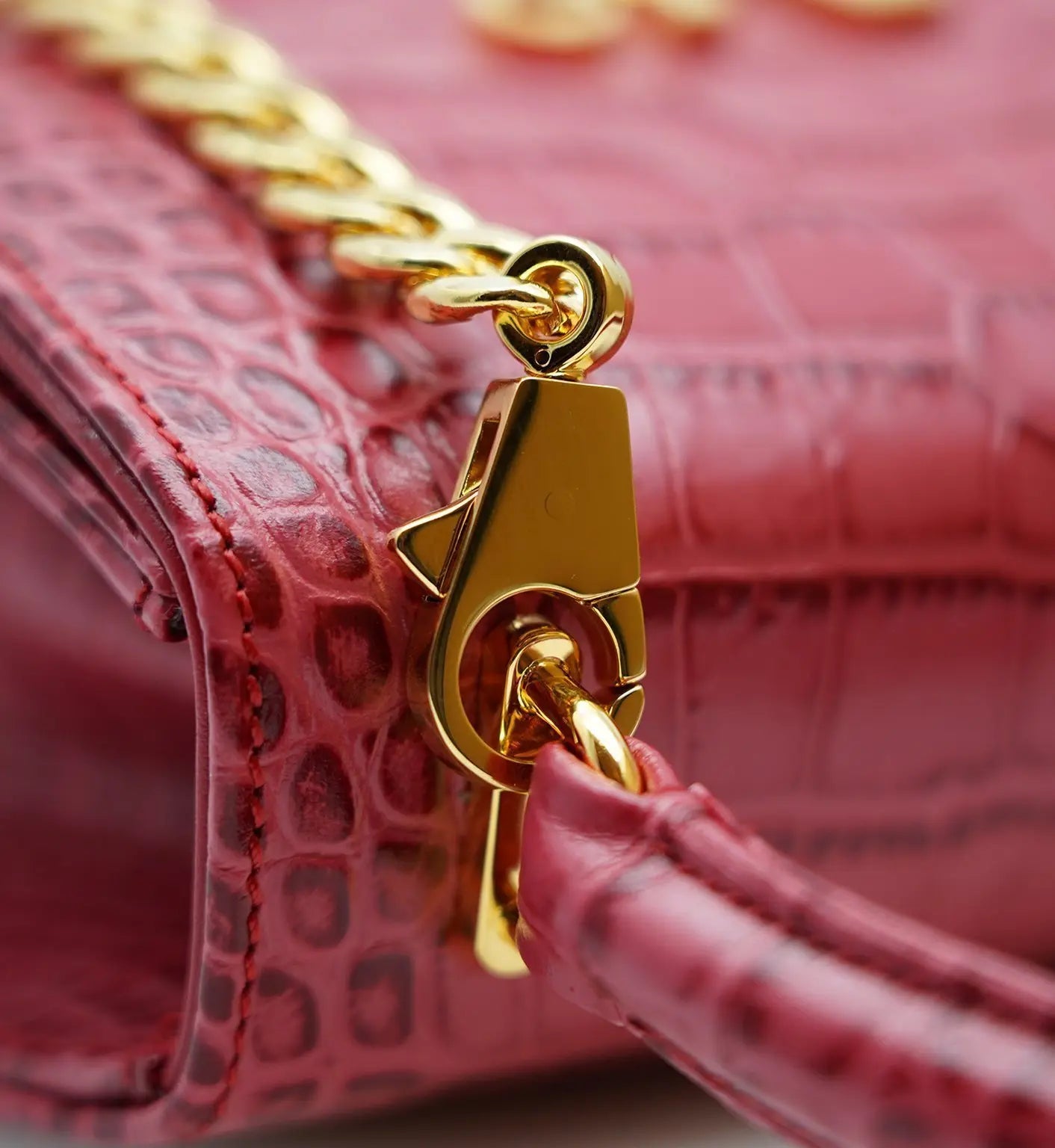Cardinal Gold-Plated Copper Bag Chain 003