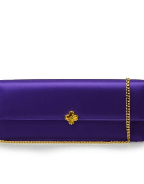 تحميل الصورة إلى عارض المعرض، حقيبة كلاتش تايم 22 من الساتان الأرجواني مرصعة بالجواهر
