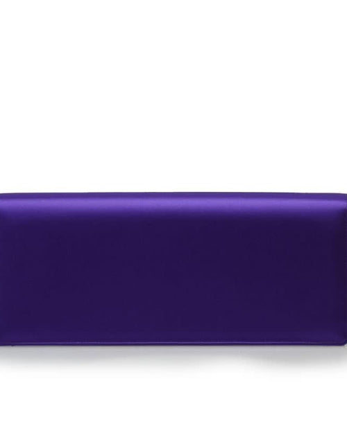 تحميل الصورة إلى عارض المعرض، حقيبة كلاتش تايم 22 من الساتان الأرجواني مرصعة بالجواهر
