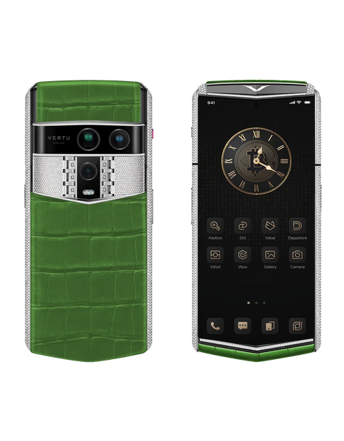 Load image into Gallery viewer, Agent Q Bespoke Alligator Skin Bamboo Green White Gold &amp; Full Diamond
