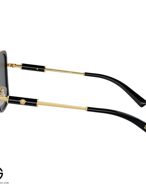 Load image into Gallery viewer, AmrGazzaz عمرو_قزاز LuxuryPerfumes عطور_فاخرة AuthenticPerfume عطور_أصلية NicheFragrance عطور_نيش PerfumeKSA عطور_السعودية ShopOnlineKSA تسوق_أونلاين LuxuryShopping متجر_عطور
