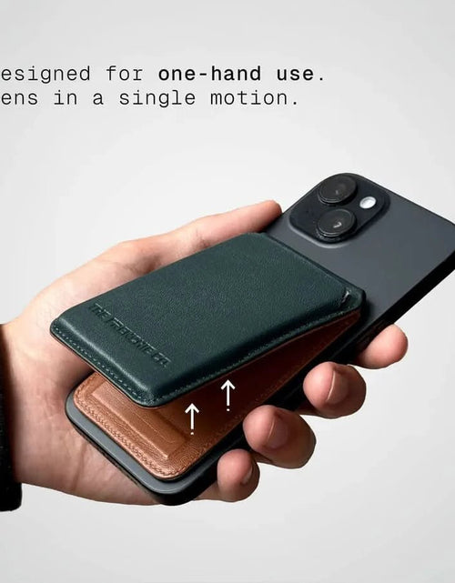 تحميل الصورة إلى عارض المعرض، AmrGazzaz عمرو_قزاز LuxuryPerfumes عطور_فاخرة AuthenticPerfume عطور_أصلية NicheFragrance عطور_نيش PerfumeKSA عطور_السعودية ShopOnlineKSA تسوق_أونلاين LuxuryShopping متجر_عطور
