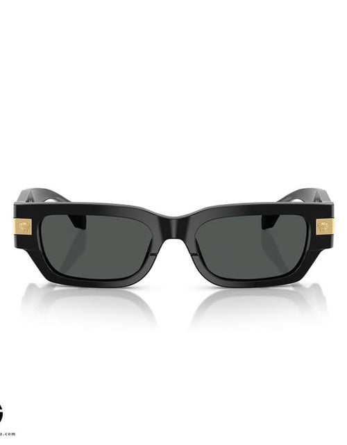 Load image into Gallery viewer, AmrGazzaz عمرو_قزاز LuxuryPerfumes عطور_فاخرة AuthenticPerfume عطور_أصلية NicheFragrance عطور_نيش PerfumeKSA عطور_السعودية ShopOnlineKSA تسوق_أونلاين LuxuryShopping متجر_عطور
