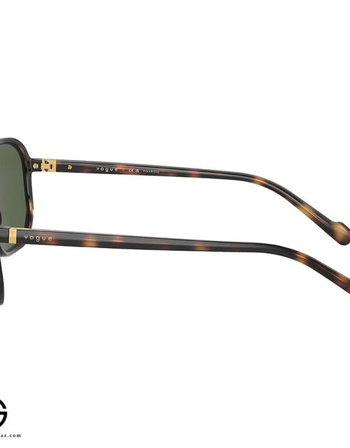 Load image into Gallery viewer, AmrGazzaz عمرو_قزاز LuxuryPerfumes عطور_فاخرة AuthenticPerfume عطور_أصلية NicheFragrance عطور_نيش PerfumeKSA عطور_السعودية ShopOnlineKSA تسوق_أونلاين LuxuryShopping متجر_عطور
