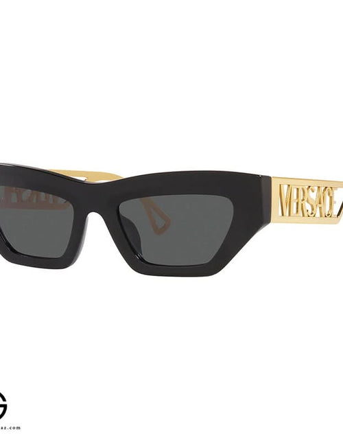 Load image into Gallery viewer, AmrGazzaz عمرو_قزاز LuxuryPerfumes عطور_فاخرة AuthenticPerfume عطور_أصلية NicheFragrance عطور_نيش PerfumeKSA عطور_السعودية ShopOnlineKSA تسوق_أونلاين LuxuryShopping متجر_عطور
