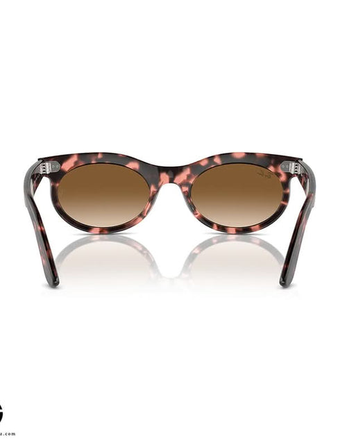 Load image into Gallery viewer, AmrGazzaz عمرو_قزاز LuxuryPerfumes عطور_فاخرة AuthenticPerfume عطور_أصلية NicheFragrance عطور_نيش PerfumeKSA عطور_السعودية ShopOnlineKSA تسوق_أونلاين LuxuryShopping متجر_عطور
