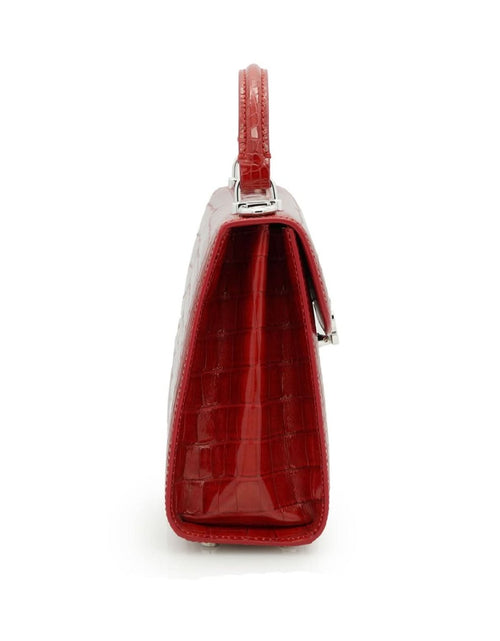 Load image into Gallery viewer, AmrGazzaz عمرو_قزاز LuxuryPerfumes عطور_فاخرة AuthenticPerfume عطور_أصلية NicheFragrance عطور_نيش PerfumeKSA عطور_السعودية ShopOnlineKSA تسوق_أونلاين LuxuryShopping متجر_عطور
