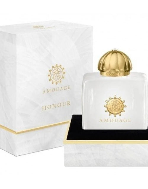 تحميل الصورة إلى عارض المعرض، AmrGazzaz عمرو_قزاز LuxuryPerfumes عطور_فاخرة AuthenticPerfume عطور_أصلية NicheFragrance عطور_نيش PerfumeKSA عطور_السعودية ShopOnlineKSA تسوق_أونلاين LuxuryShopping متجر_عطور
